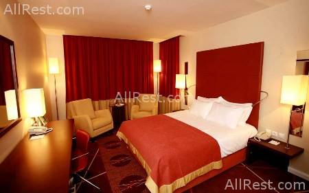 Holiday Inn Hotel 16